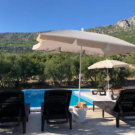 The View Split. Highlight With Roof-top-terrace And Pool Apartment *